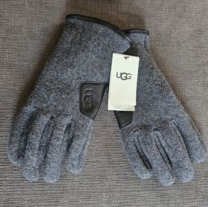 UGG Men's Charcoal Wool Tech Gloves Size Medium